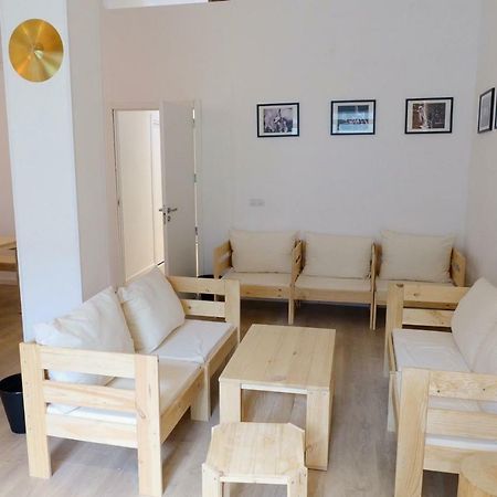 Guitar Hostel Більбао Екстер'єр фото