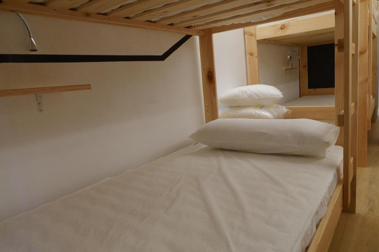 Guitar Hostel Більбао Екстер'єр фото