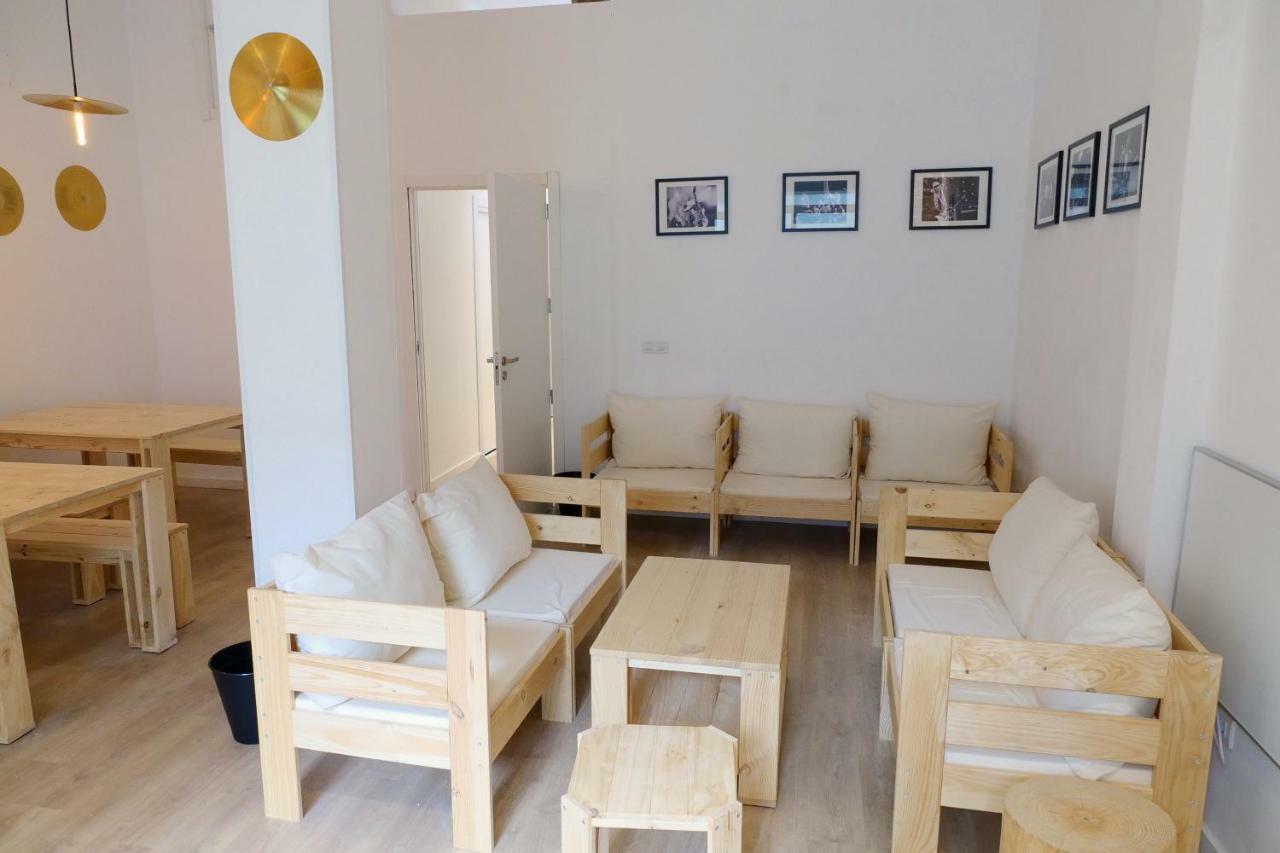 Guitar Hostel Більбао Екстер'єр фото