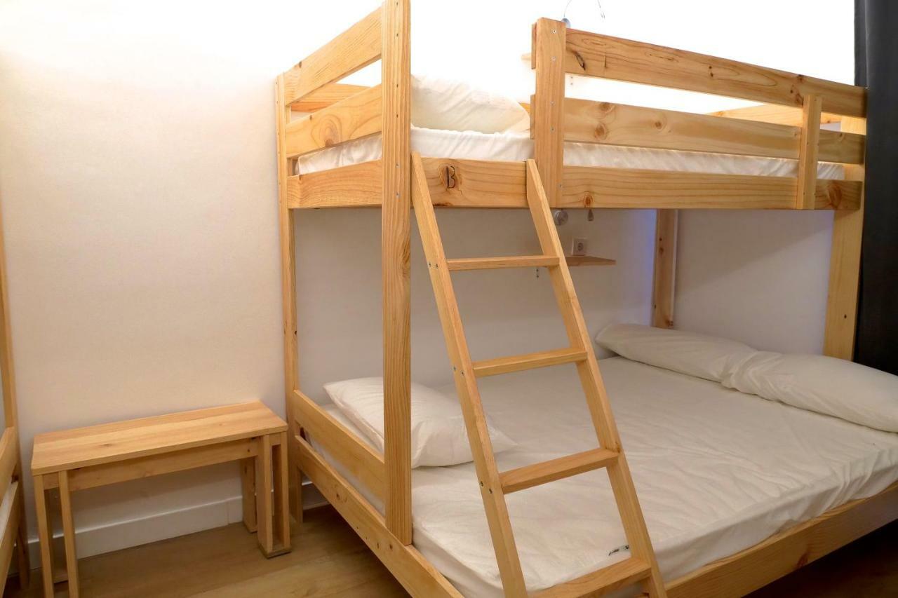 Guitar Hostel Більбао Екстер'єр фото